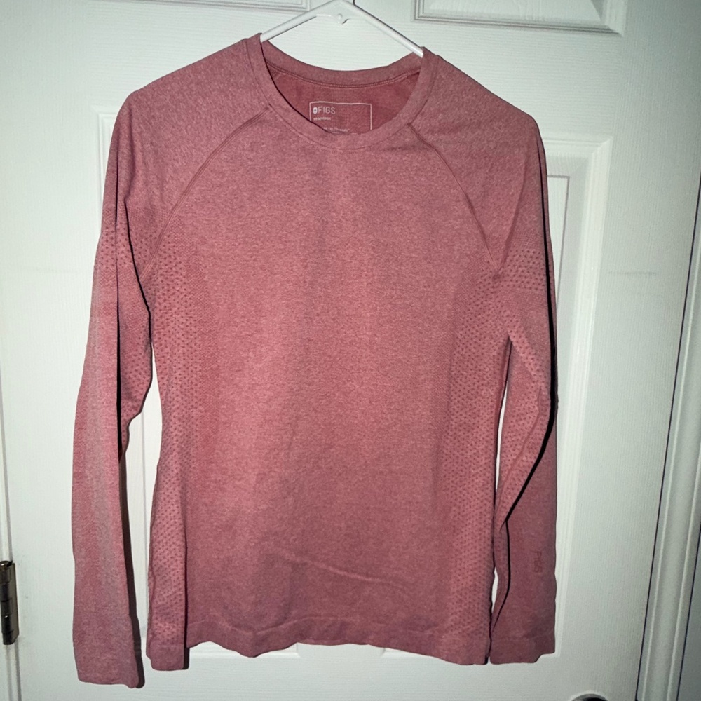 Women's Figs Salta Seamless Longsleeve Underscrub in Mauve